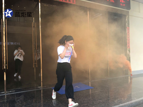 藍炬星集成灶