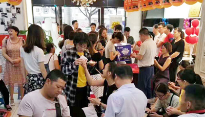 藍(lán)炬星集成灶漳州周年慶落地68單！