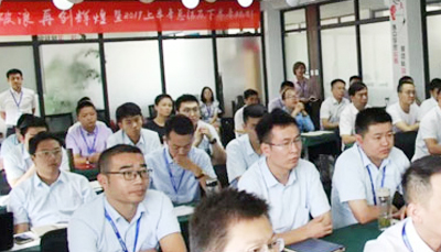 乘風破浪，再創輝煌，藍炬星集成灶2019半年總結規劃會議圓滿結束!