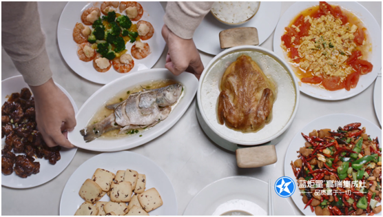 冬天飯菜冷的快？藍(lán)炬星集成灶一招搞定